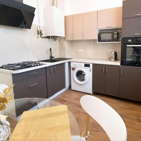 чудові у центрі міста для чотирьох Апартаменти