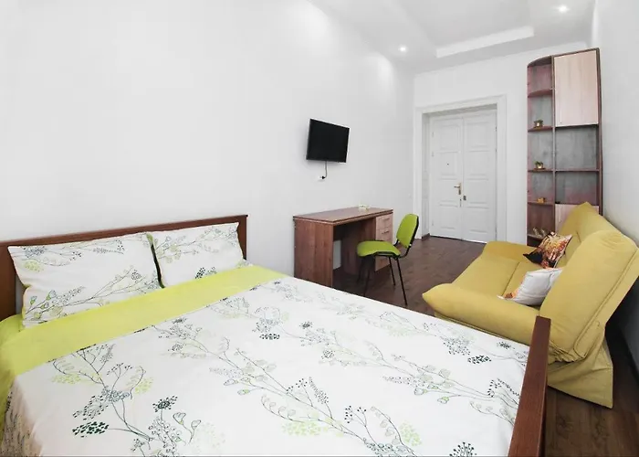 чудові у центрі міста для чотирьох * Львов